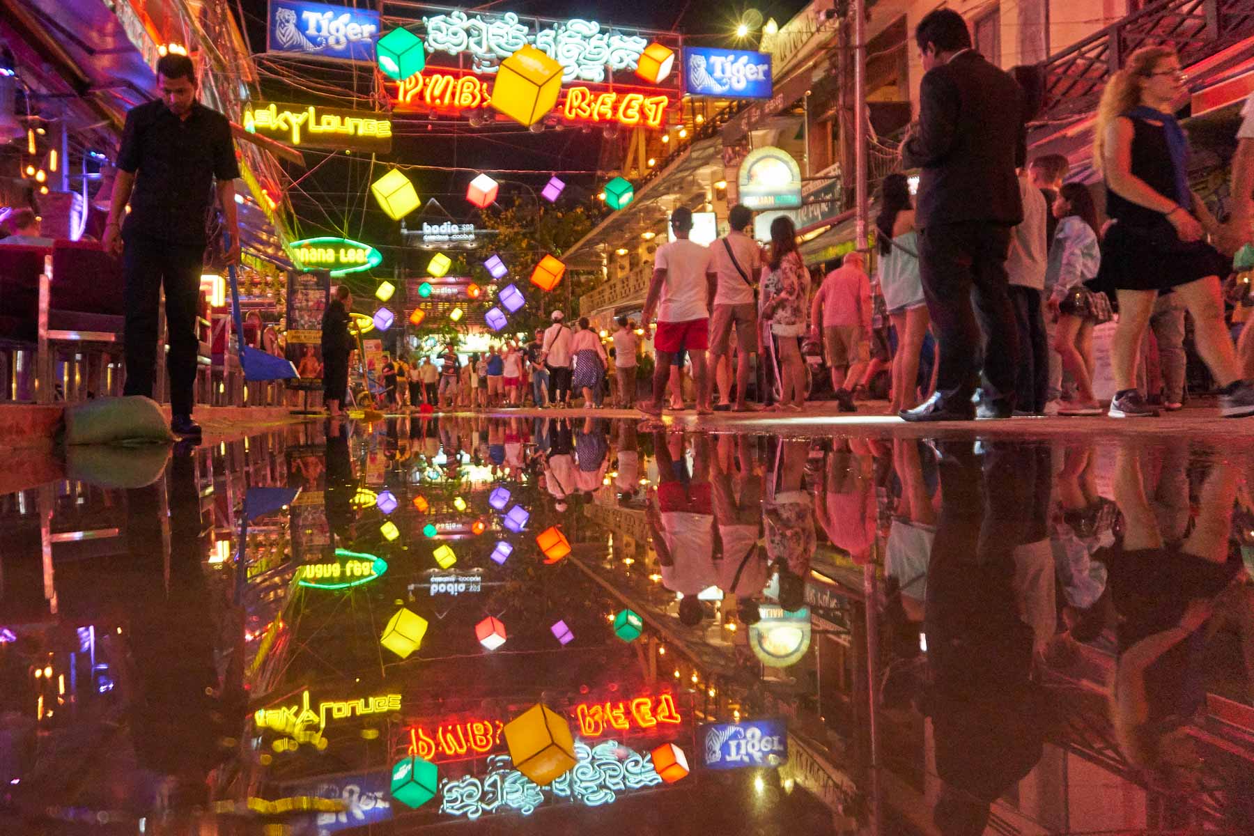 Evening connections in Cambodia’s vibrant scene